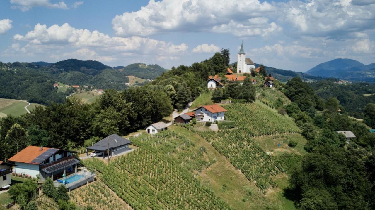 Vineyard Paradise Senica Dramlje Buitenkant foto